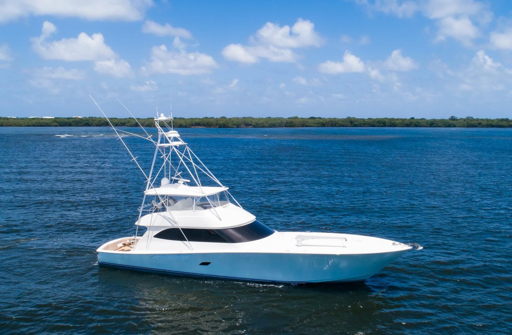 2010 Viking 82 Convertible — photo 43
