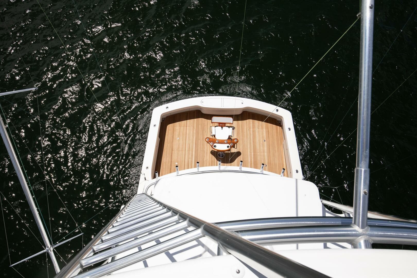 2010 Viking 82 Convertible — photo 35