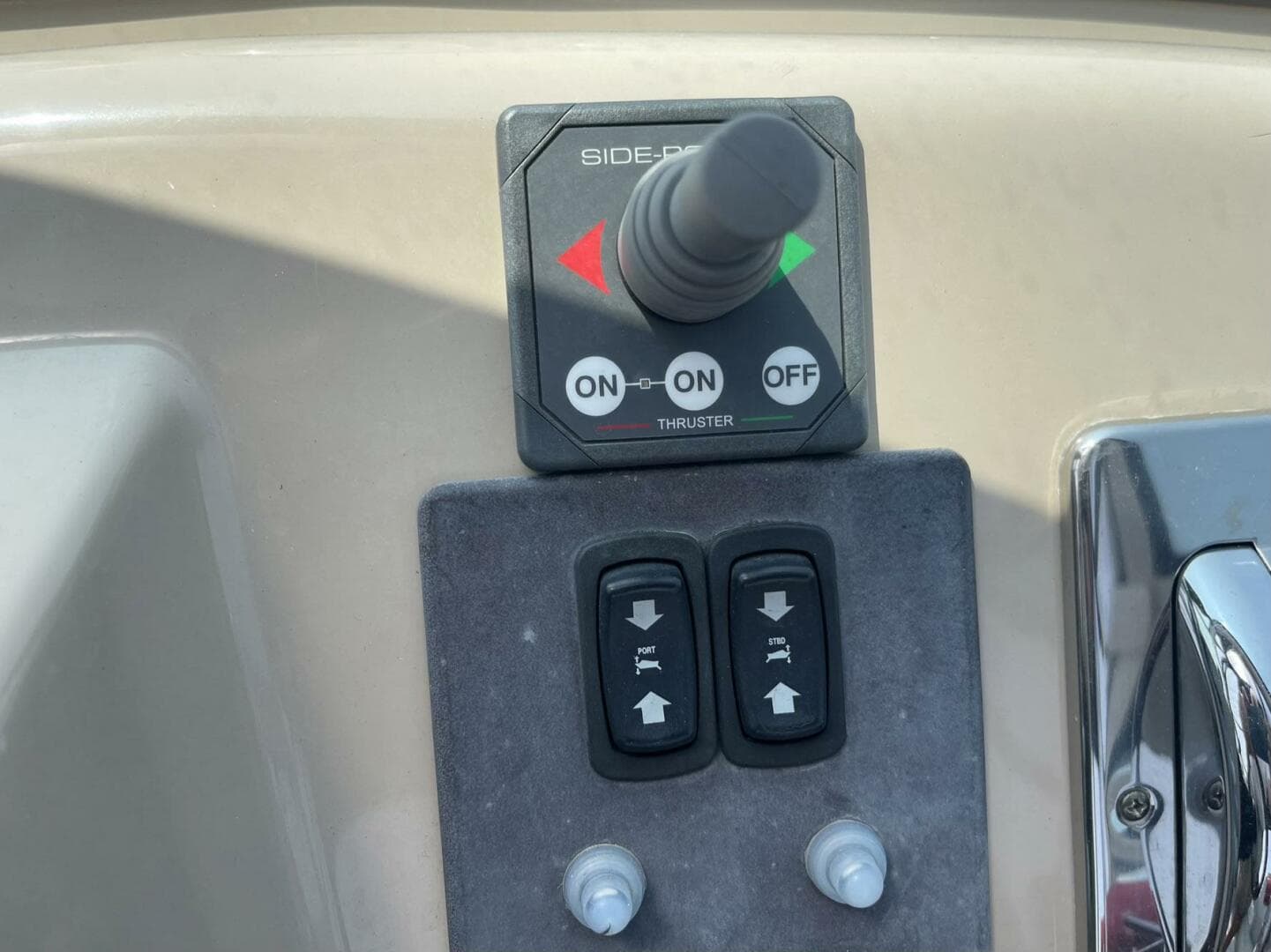 2006 Carver 36 Mariner — photo 12