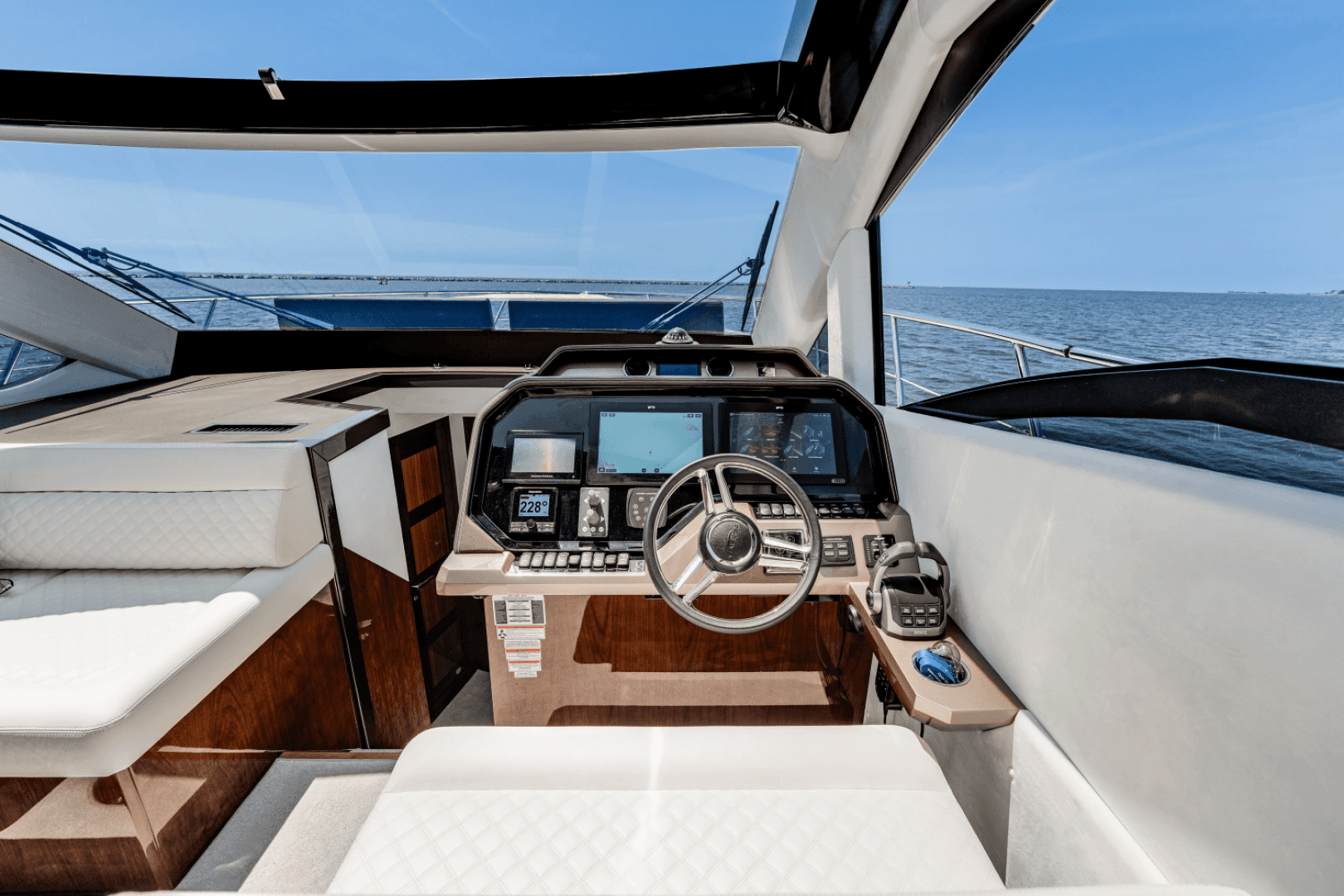 2023 Galeon 510 Sky — photo 64