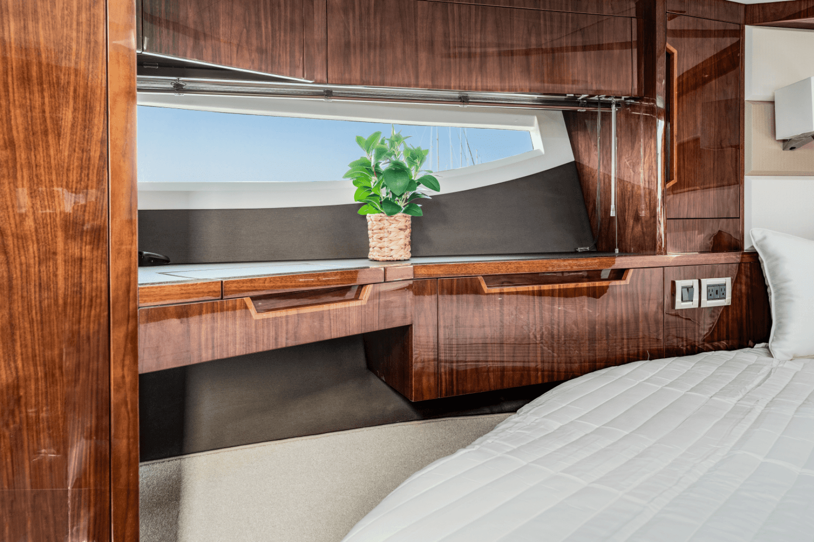 2023 Galeon 510 Sky — photo 38