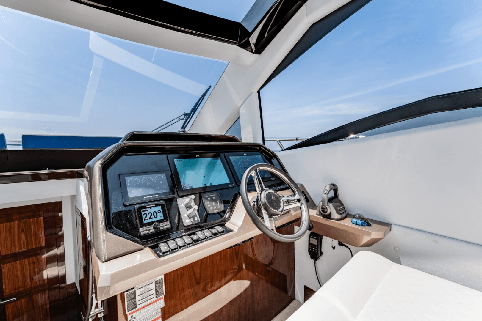 2023 Galeon 510 Sky — photo 63