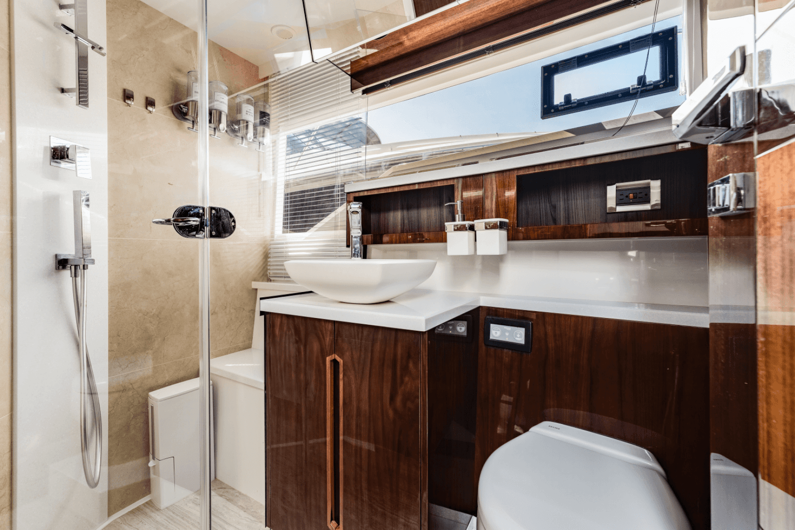 2023 Galeon 510 Sky — photo 42