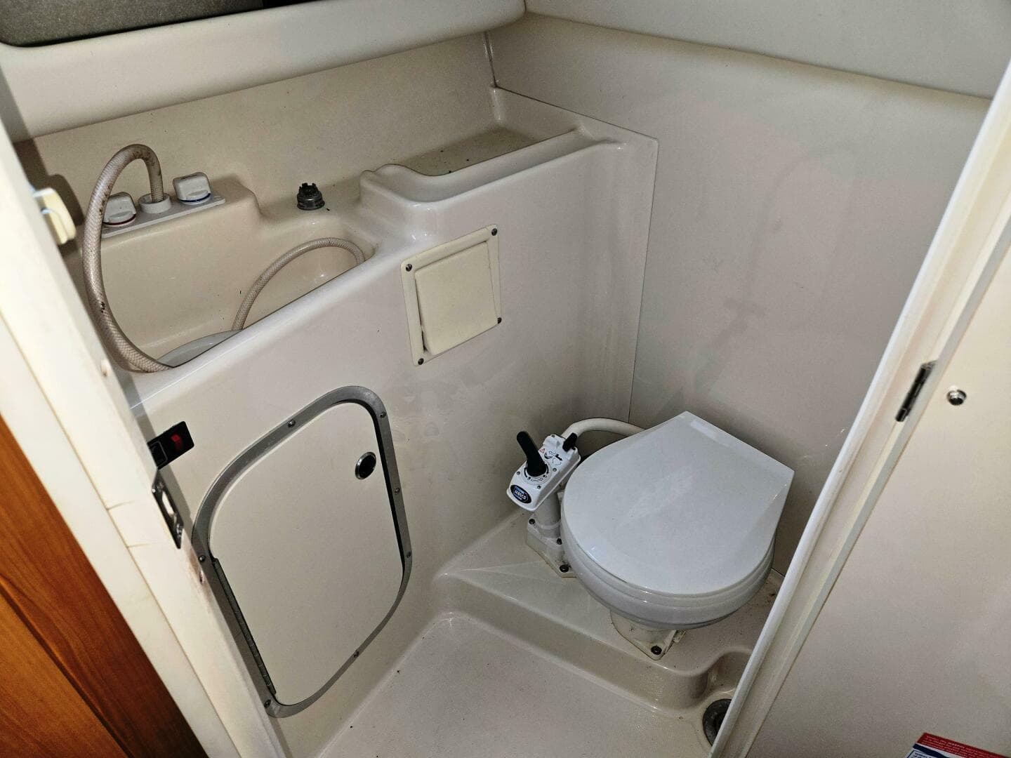 2002 Bayliner 2859 — photo 15