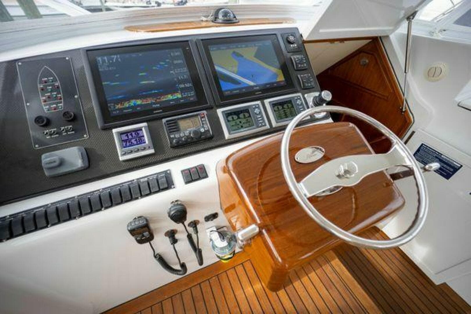 2014 Release 46 Custom Express Carolina — photo 14