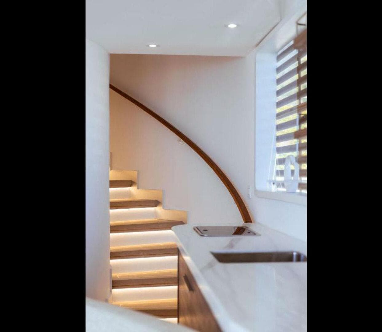 2025 Oasis 39 Meu — photo 11