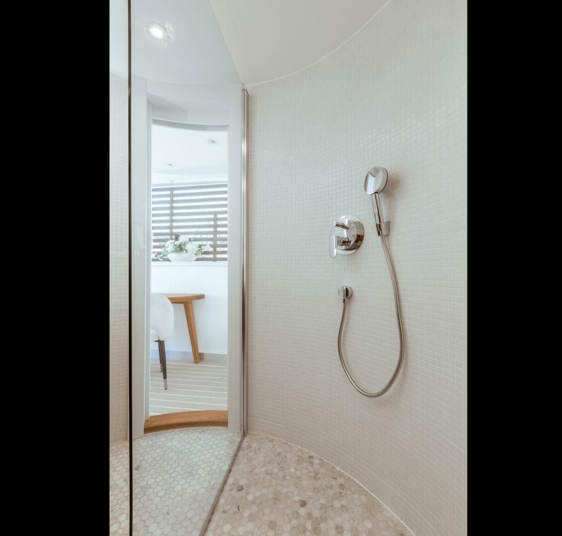 2025 Oasis 39 Meu — photo 8