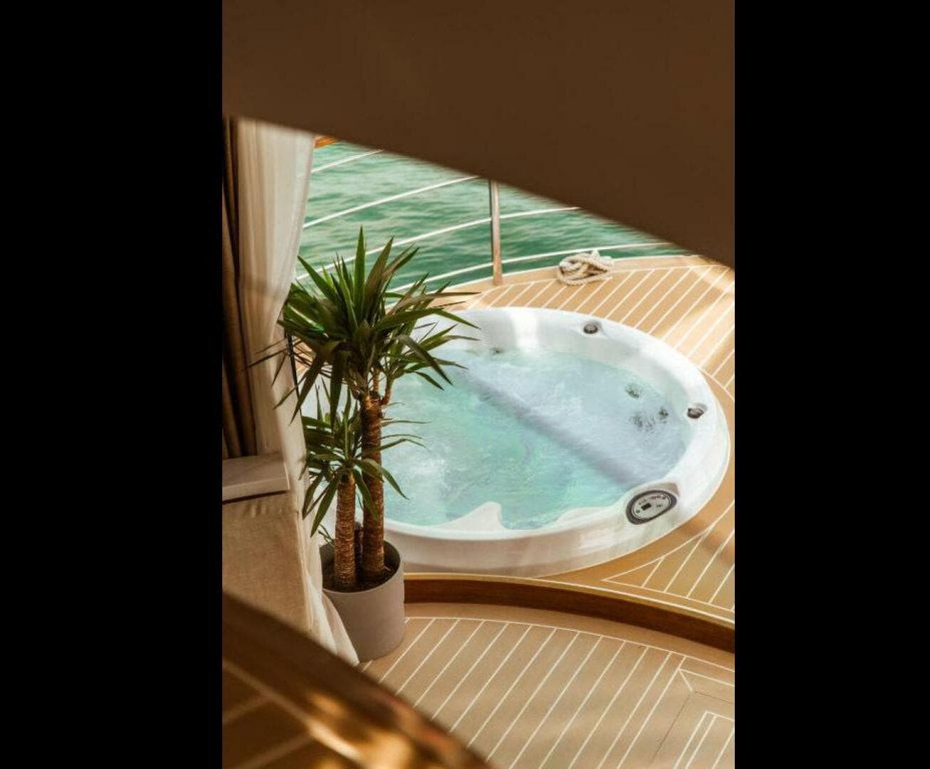 2025 Oasis 39 Meu — photo 6