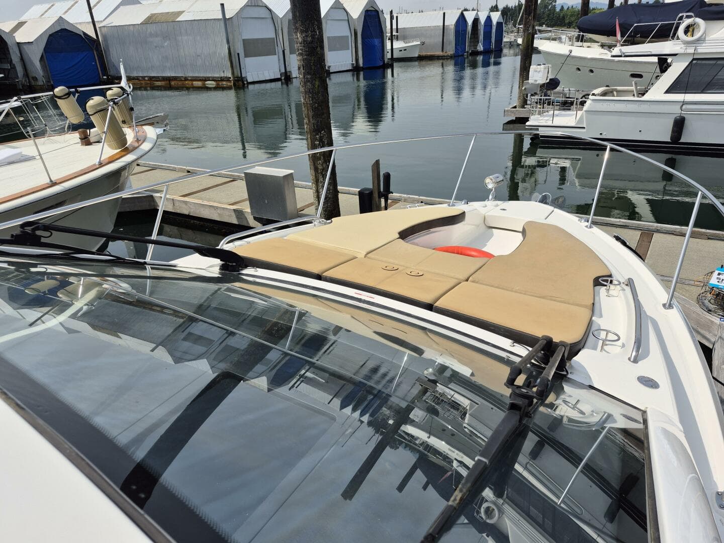 2019 Sea Ray Sundancer 350 Coupe — photo 20