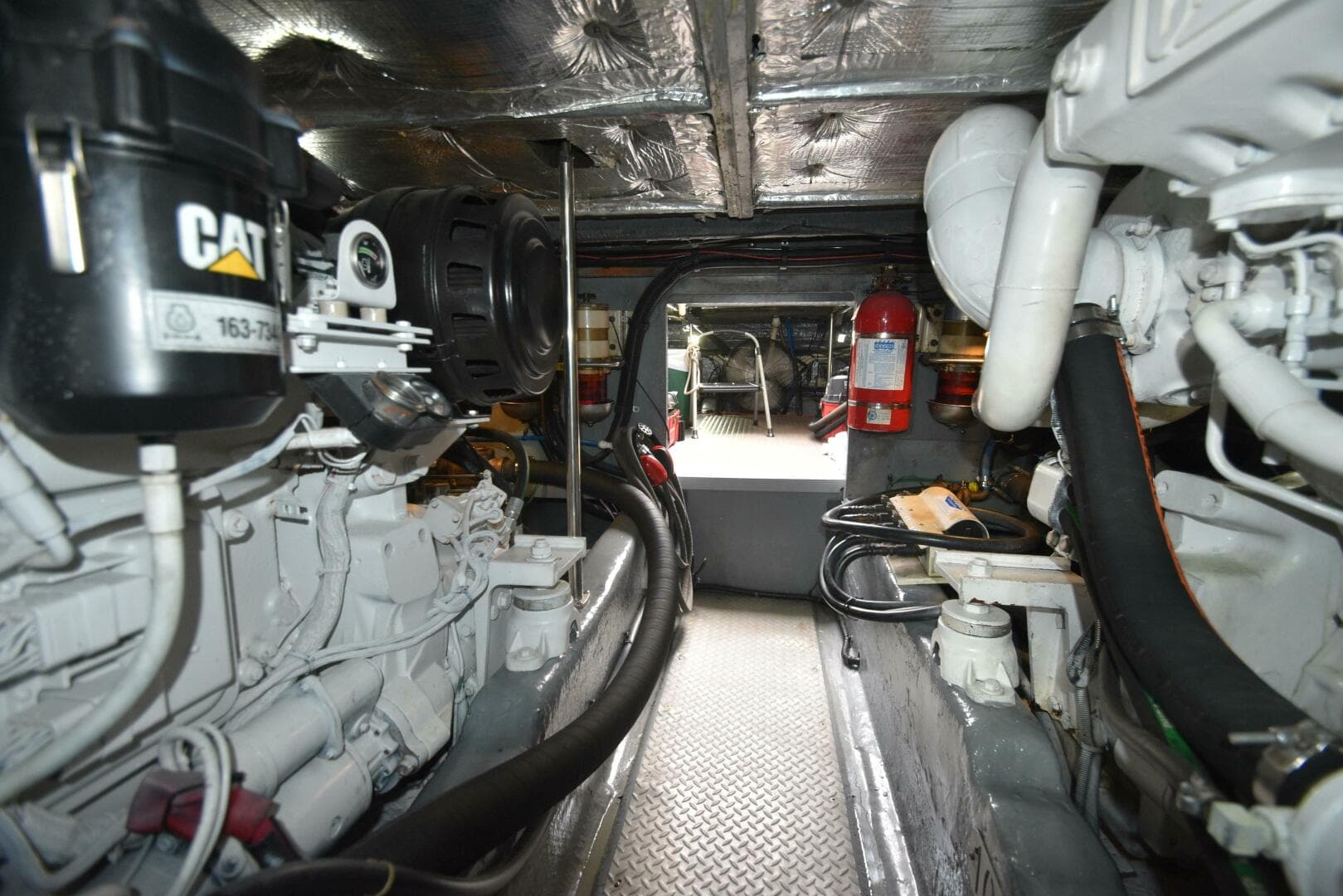 2000 Sea Ray 480 Sedan Bridge — photo 61