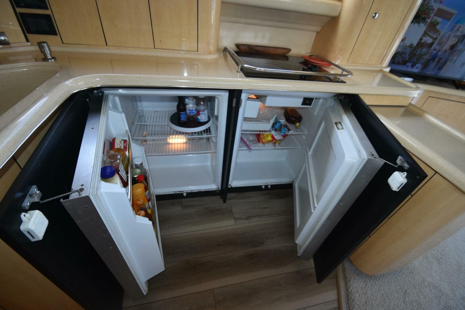 2000 Sea Ray 480 Sedan Bridge — photo 38