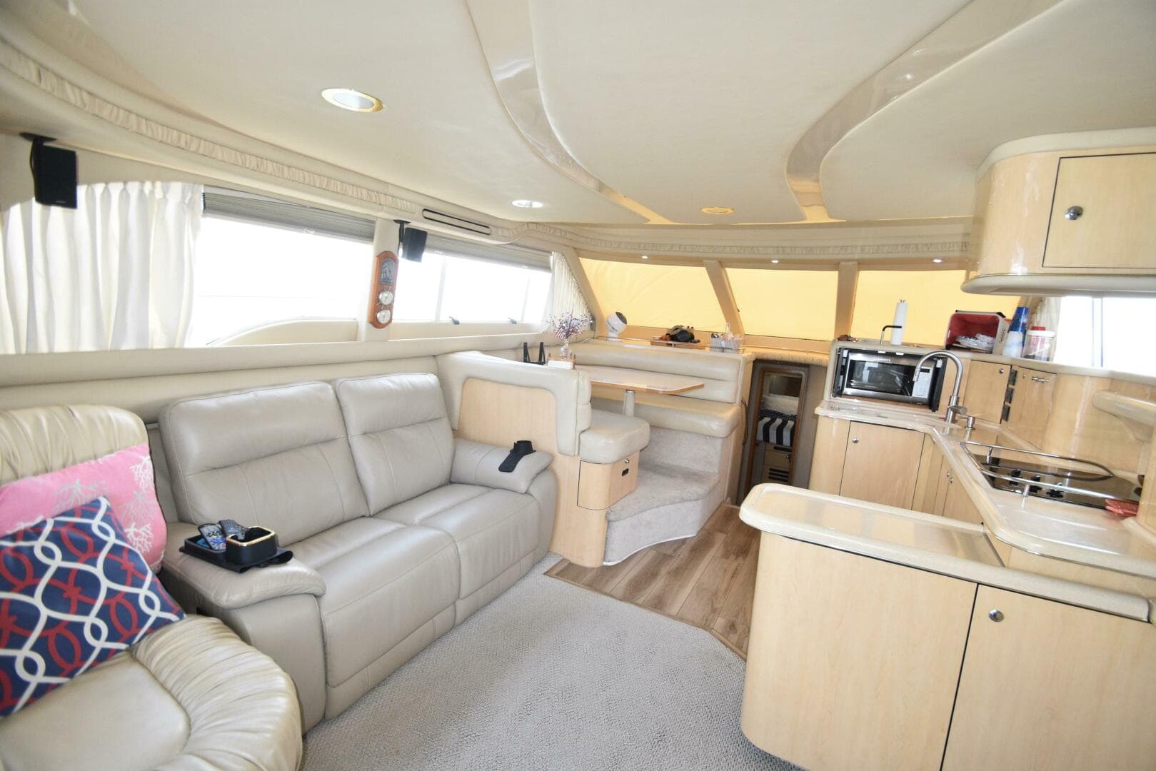 2000 Sea Ray 480 Sedan Bridge — photo 35