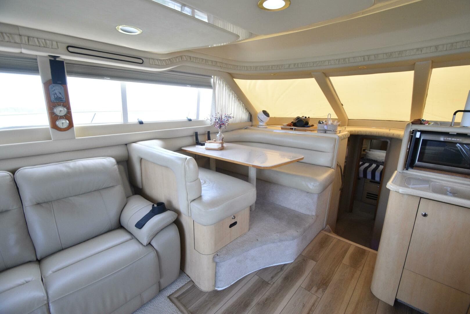 2000 Sea Ray 480 Sedan Bridge — photo 33