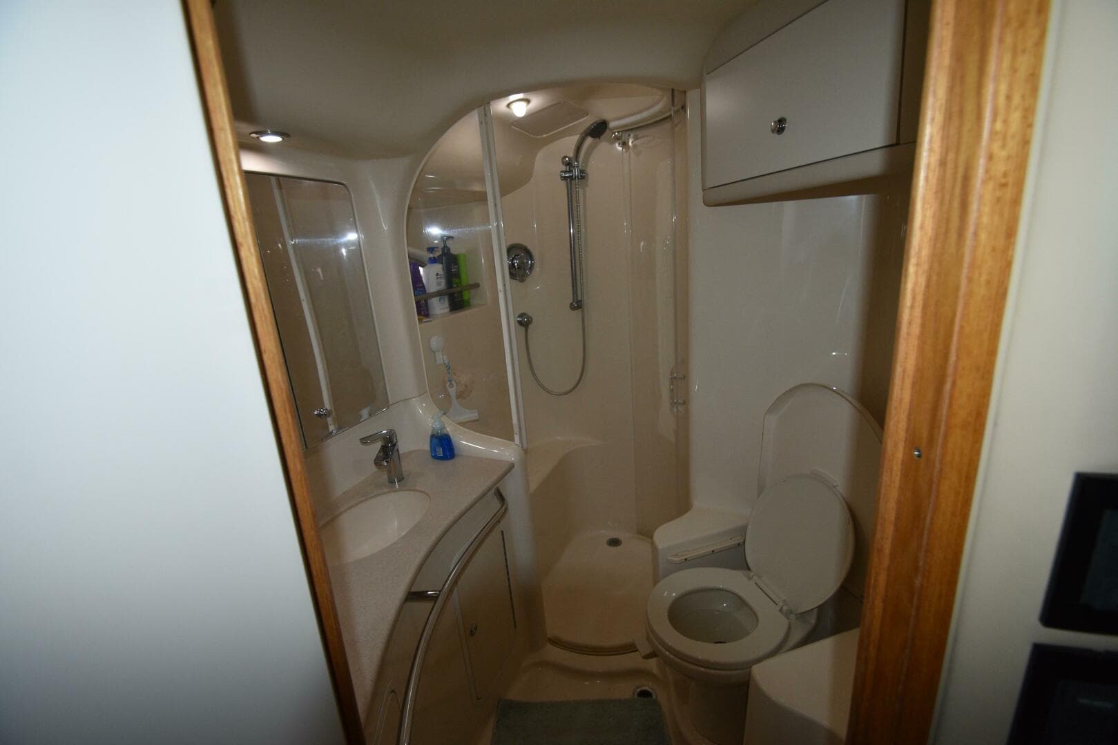 2000 Sea Ray 480 Sedan Bridge — photo 50