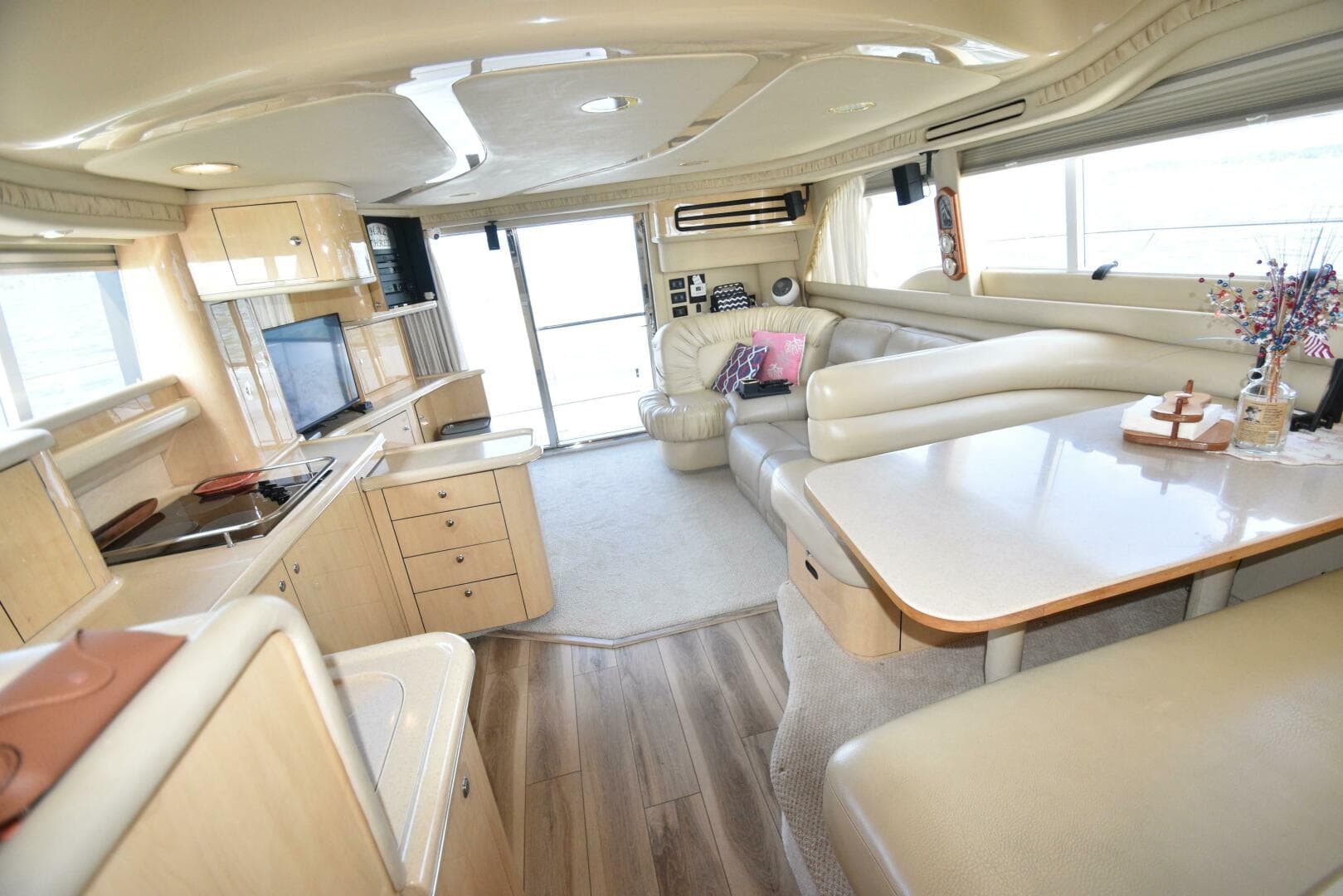 2000 Sea Ray 480 Sedan Bridge — photo 30