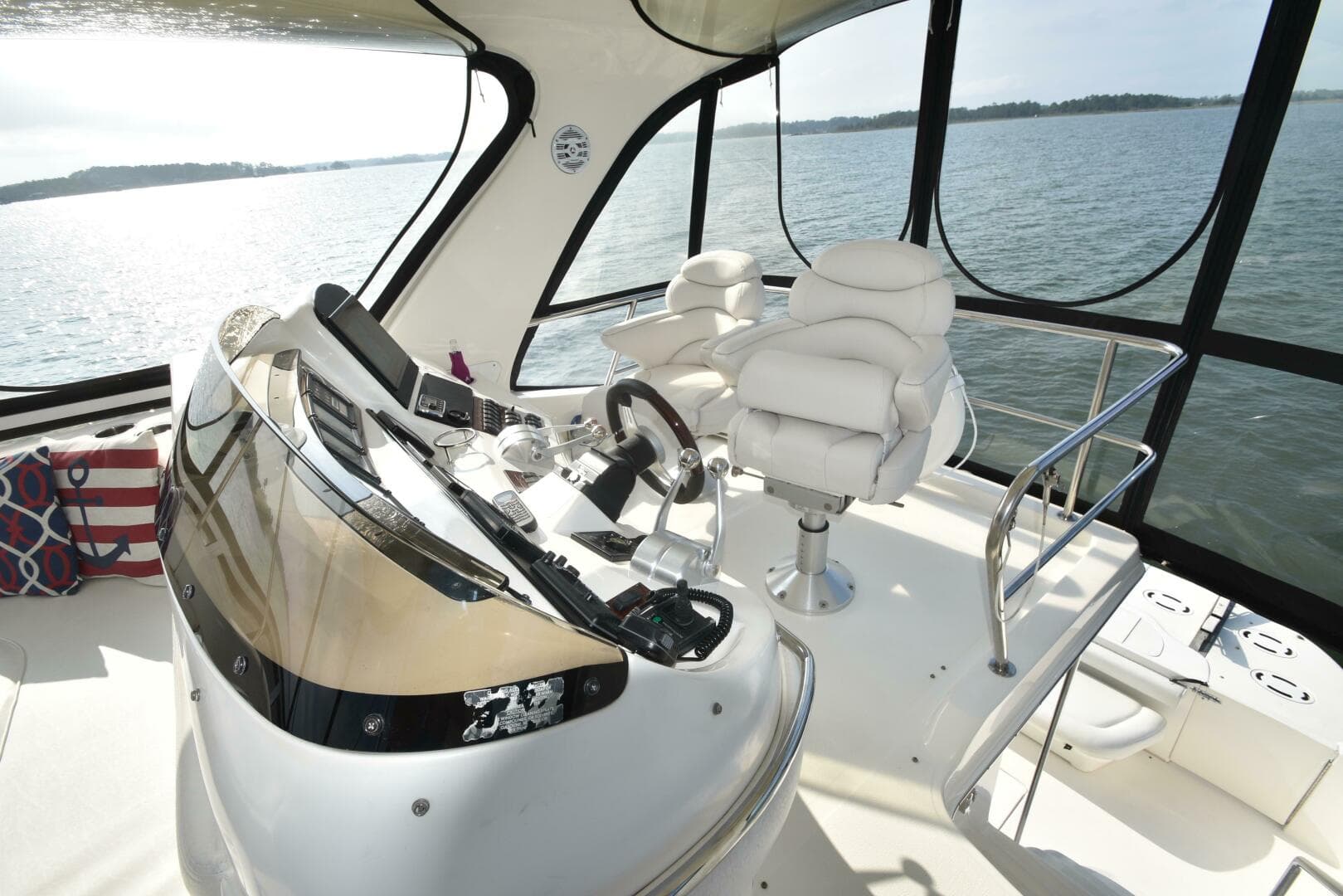 2000 Sea Ray 480 Sedan Bridge — photo 21