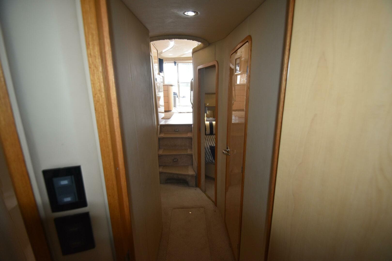 2000 Sea Ray 480 Sedan Bridge — photo 45