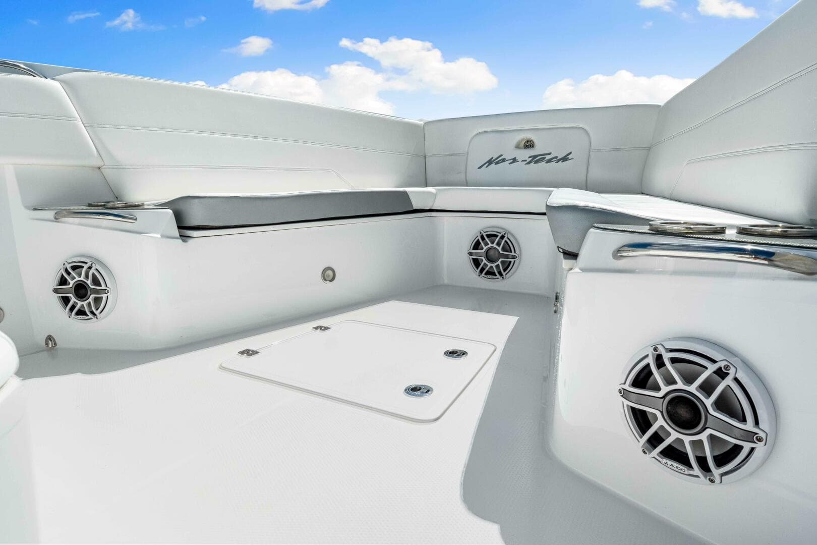 2021 Nor-Tech 390 SS — photo 29