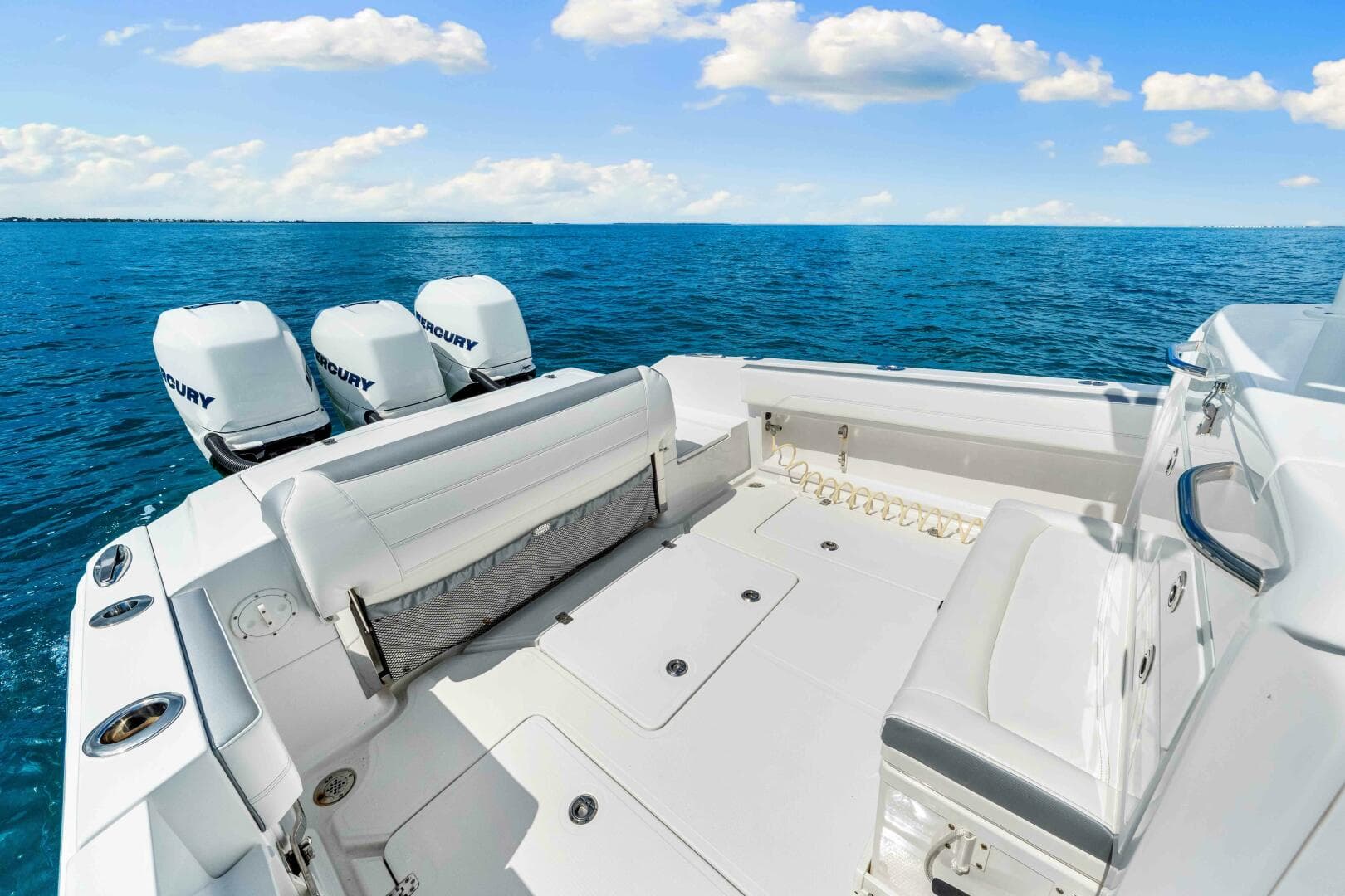 2021 Nor-Tech 390 SS — photo 14