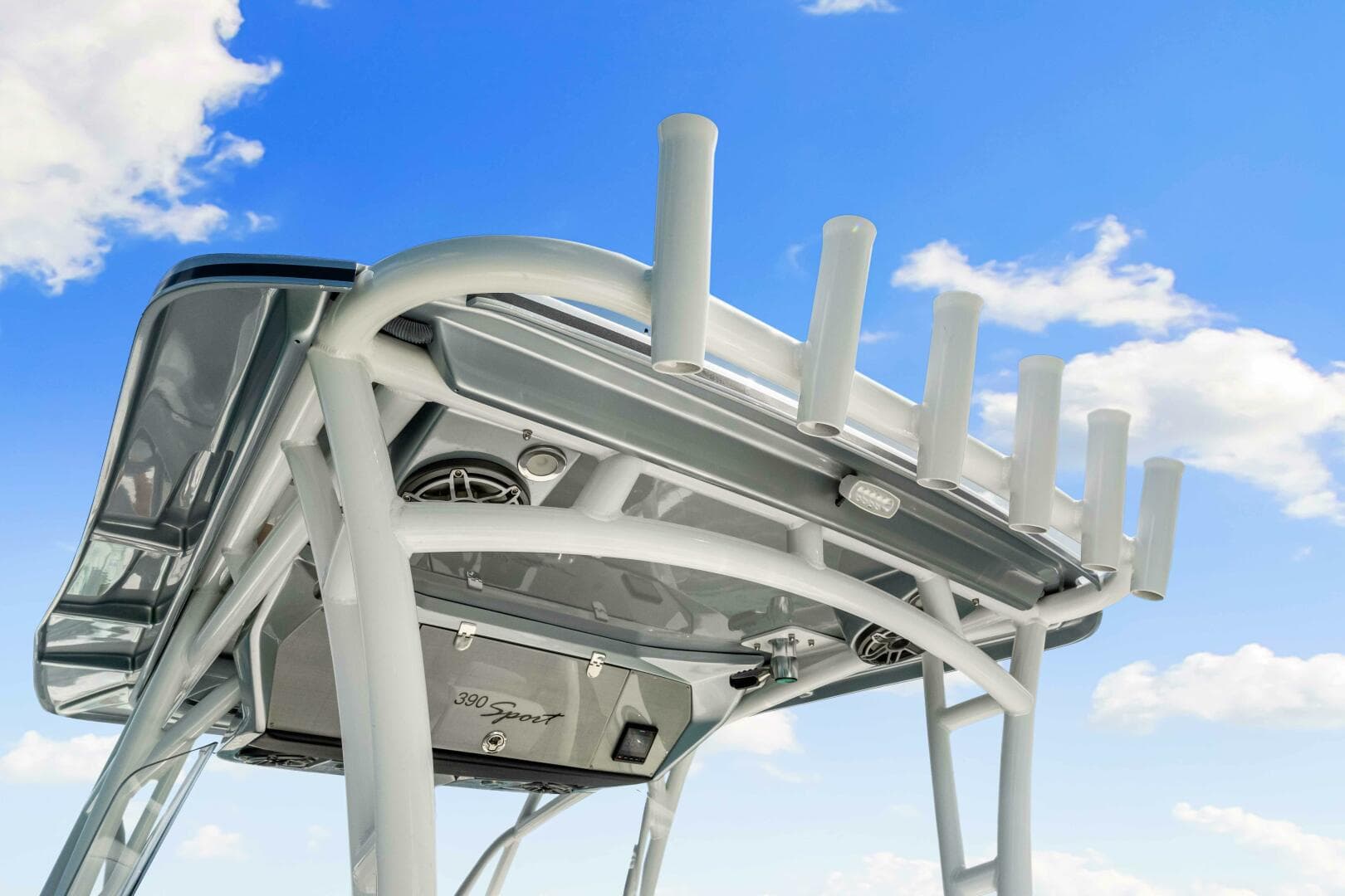 2021 Nor-Tech 390 SS — photo 20