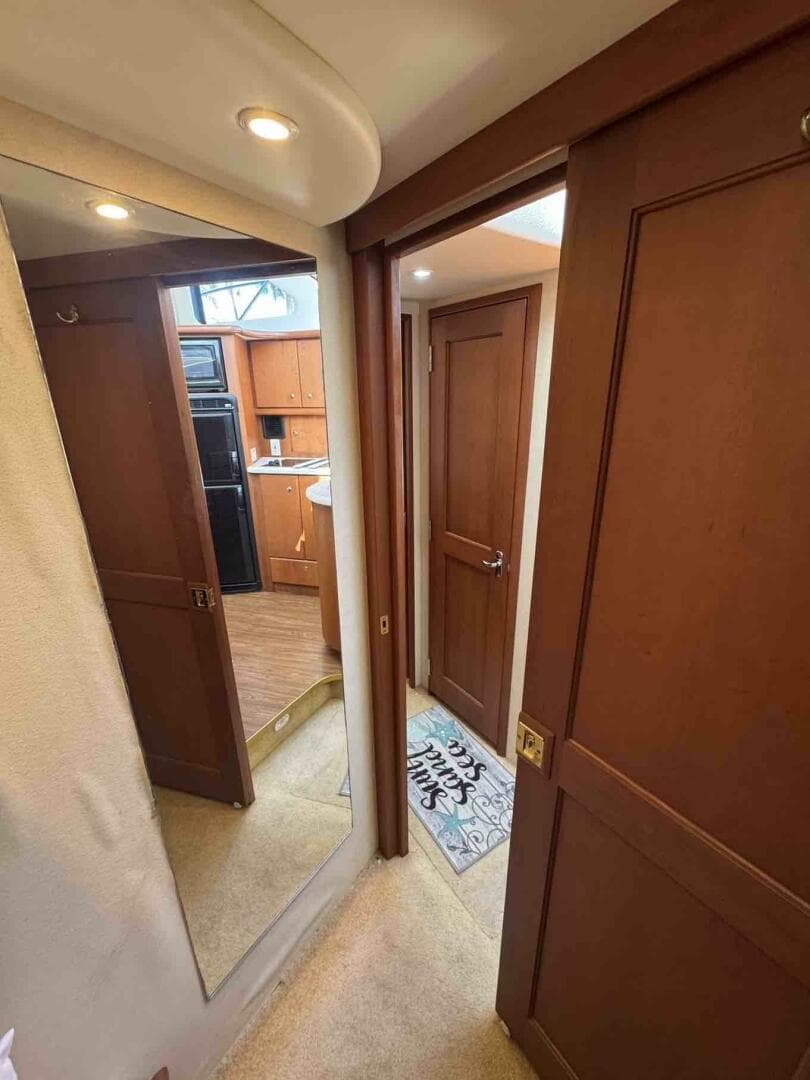 2005 Silverton 34C — photo 39