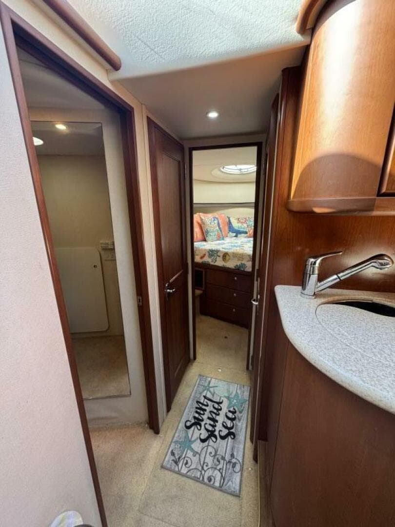 2005 Silverton 34C — photo 37