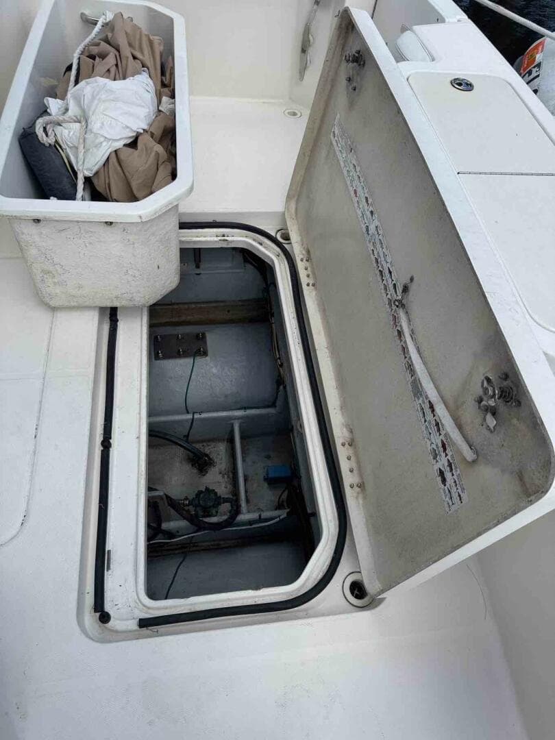 2005 Silverton 34C — photo 11