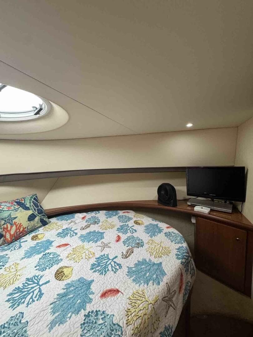 2005 Silverton 34C — photo 45