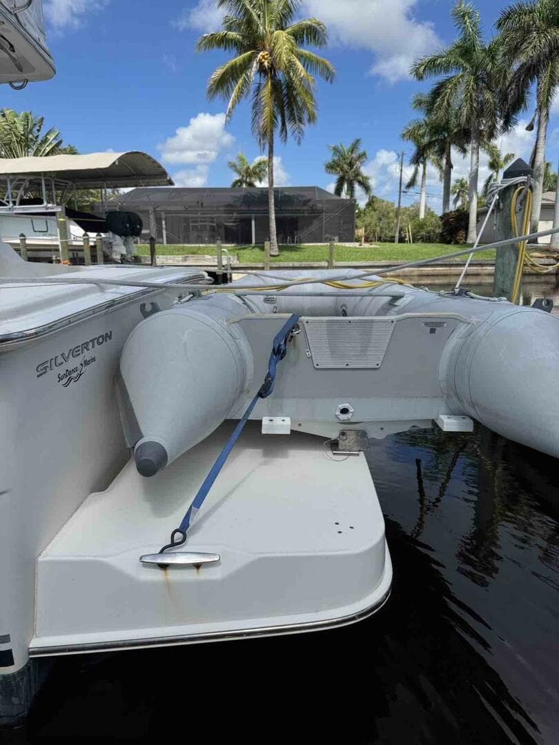 2005 Silverton 34C — photo 49