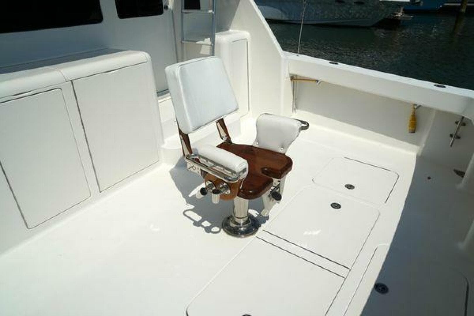 2008 Viking 45 Convertible — photo 14