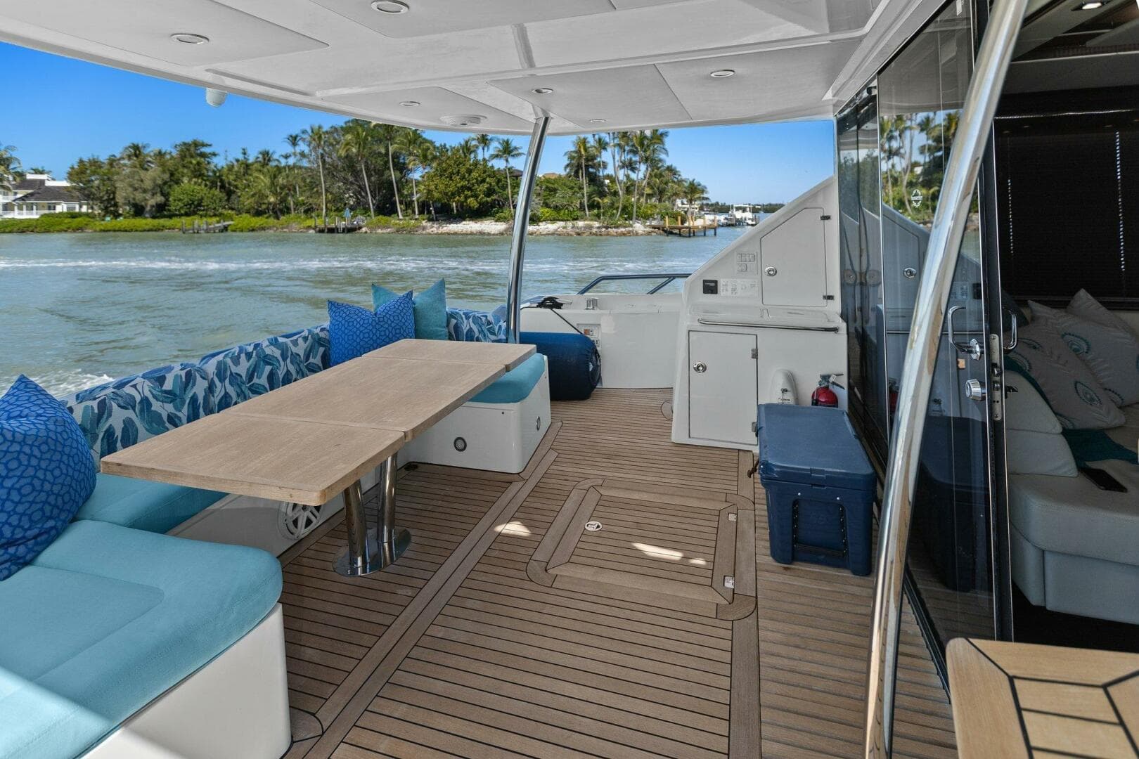 2013 Sunseeker 73 Manhattan — photo 37