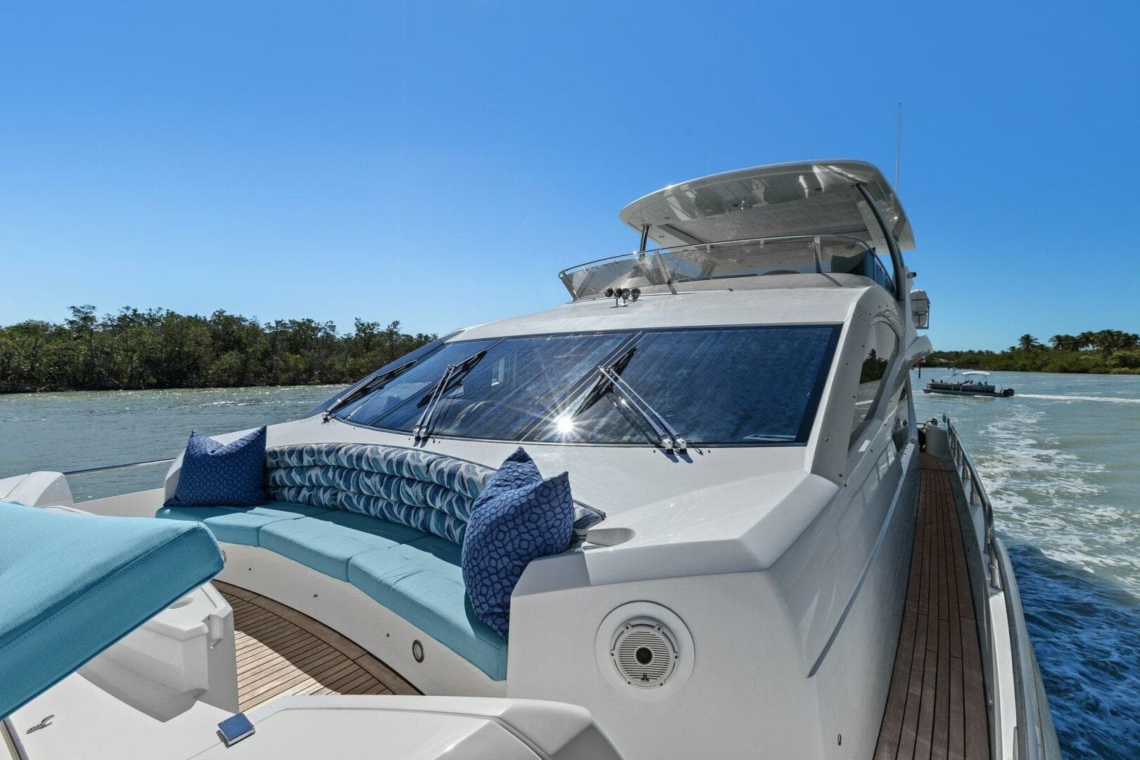 2013 Sunseeker 73 Manhattan — photo 30