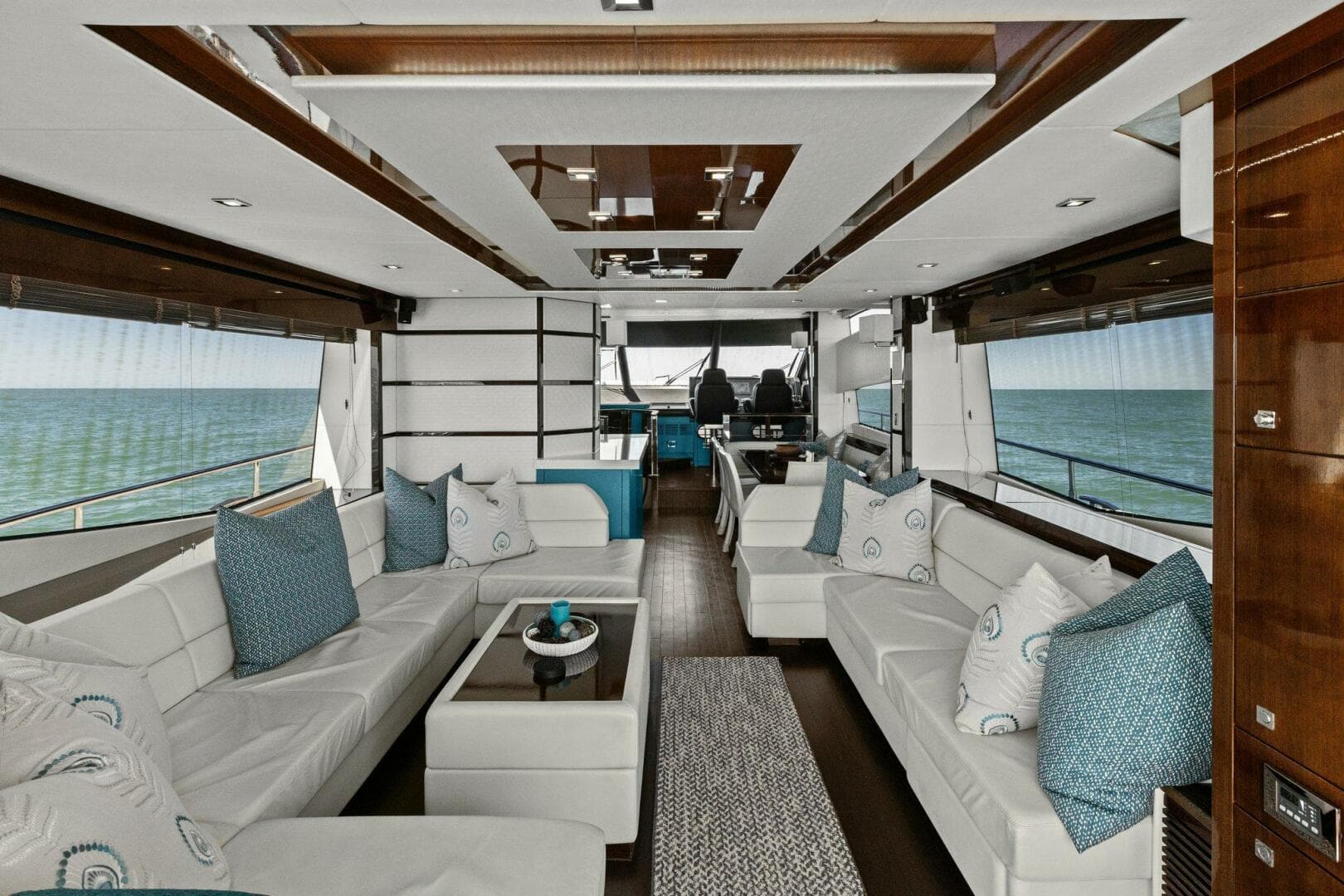 2013 Sunseeker 73 Manhattan — photo 52