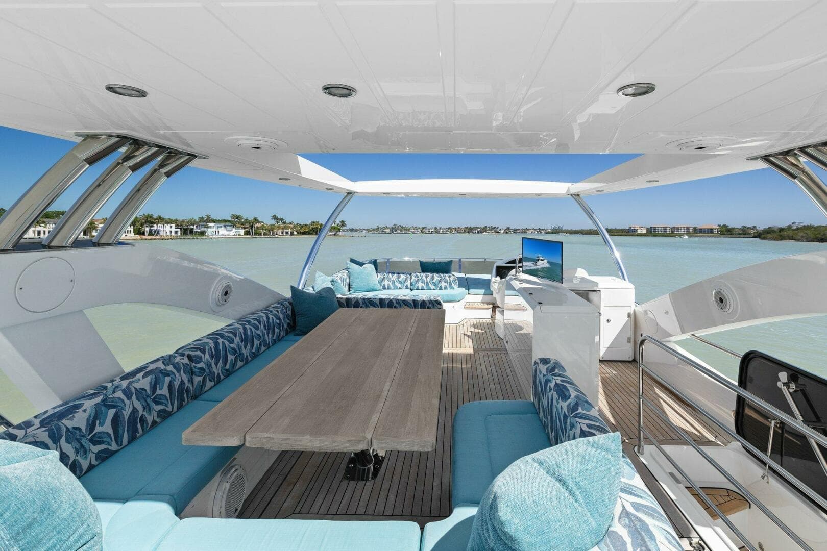 2013 Sunseeker 73 Manhattan — photo 43