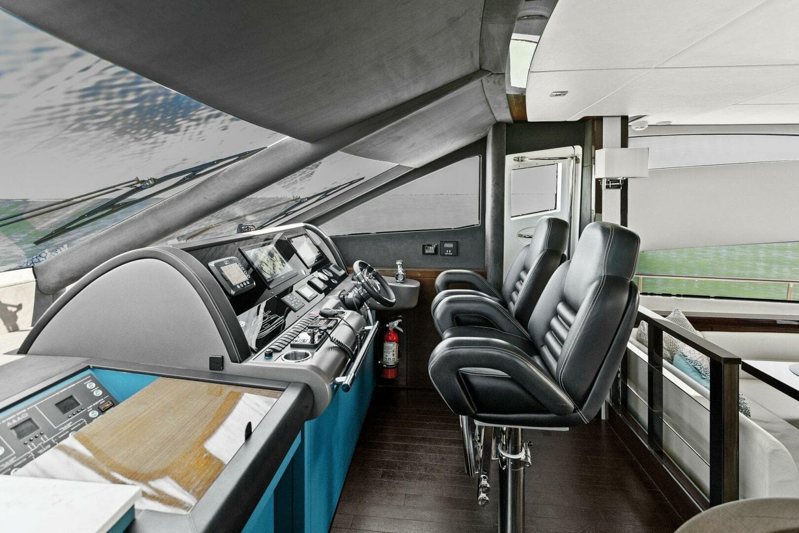 2013 Sunseeker 73 Manhattan — photo 69