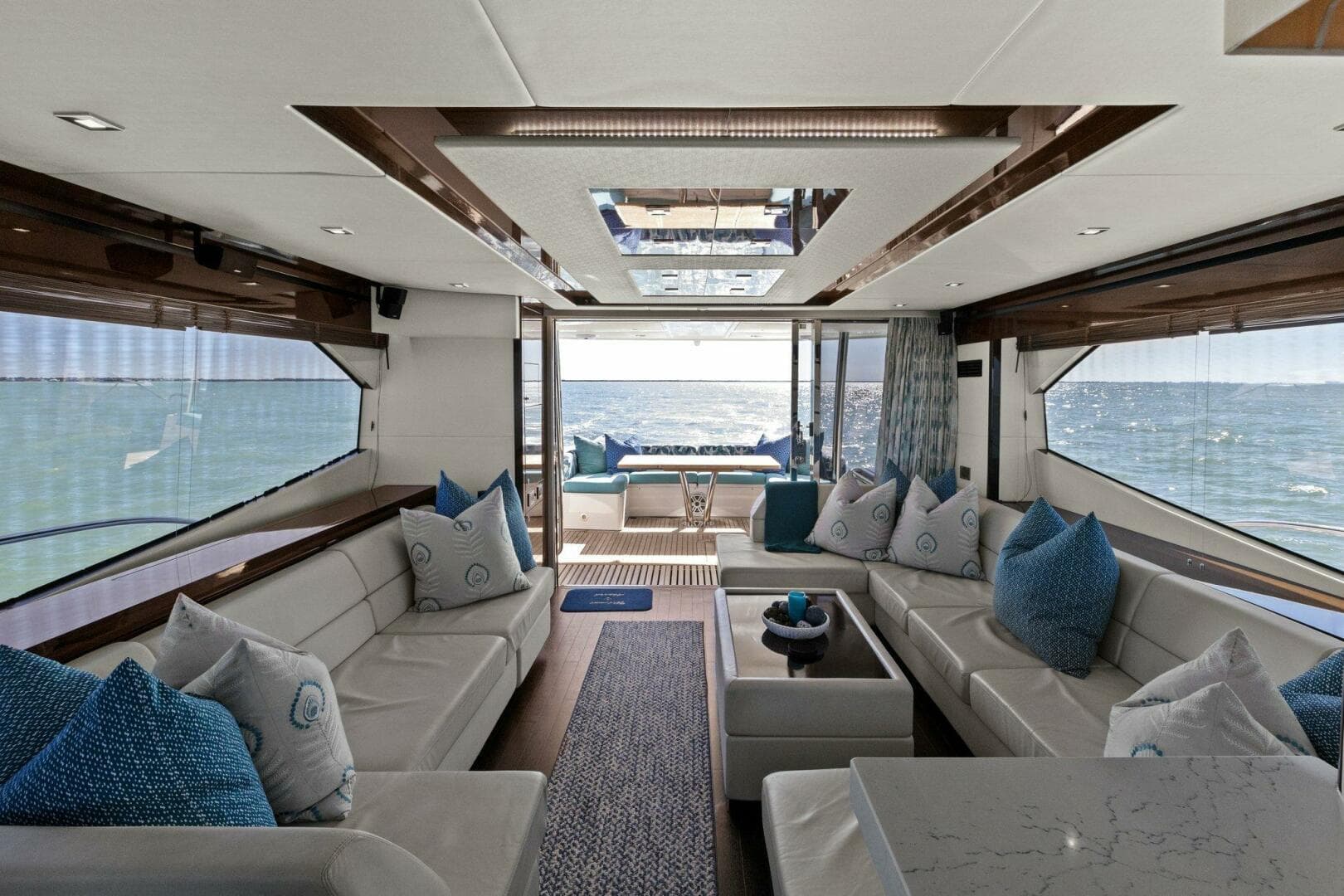 2013 Sunseeker 73 Manhattan — photo 51