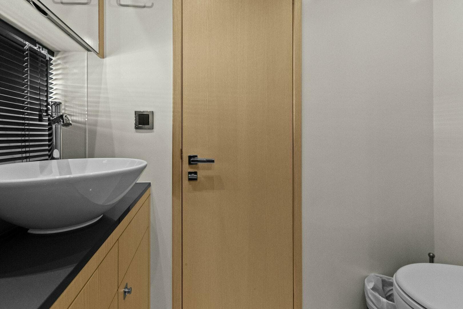 2013 Sunseeker 73 Manhattan — photo 103