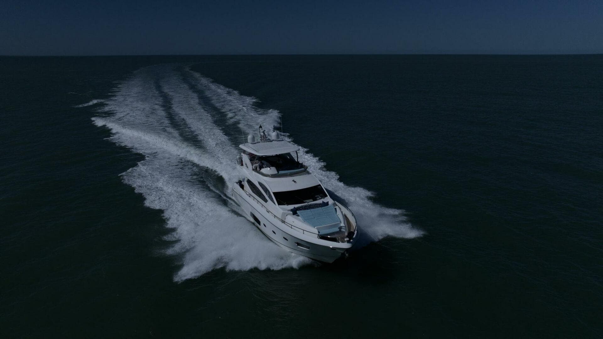 2013 Sunseeker 73 Manhattan — photo 21