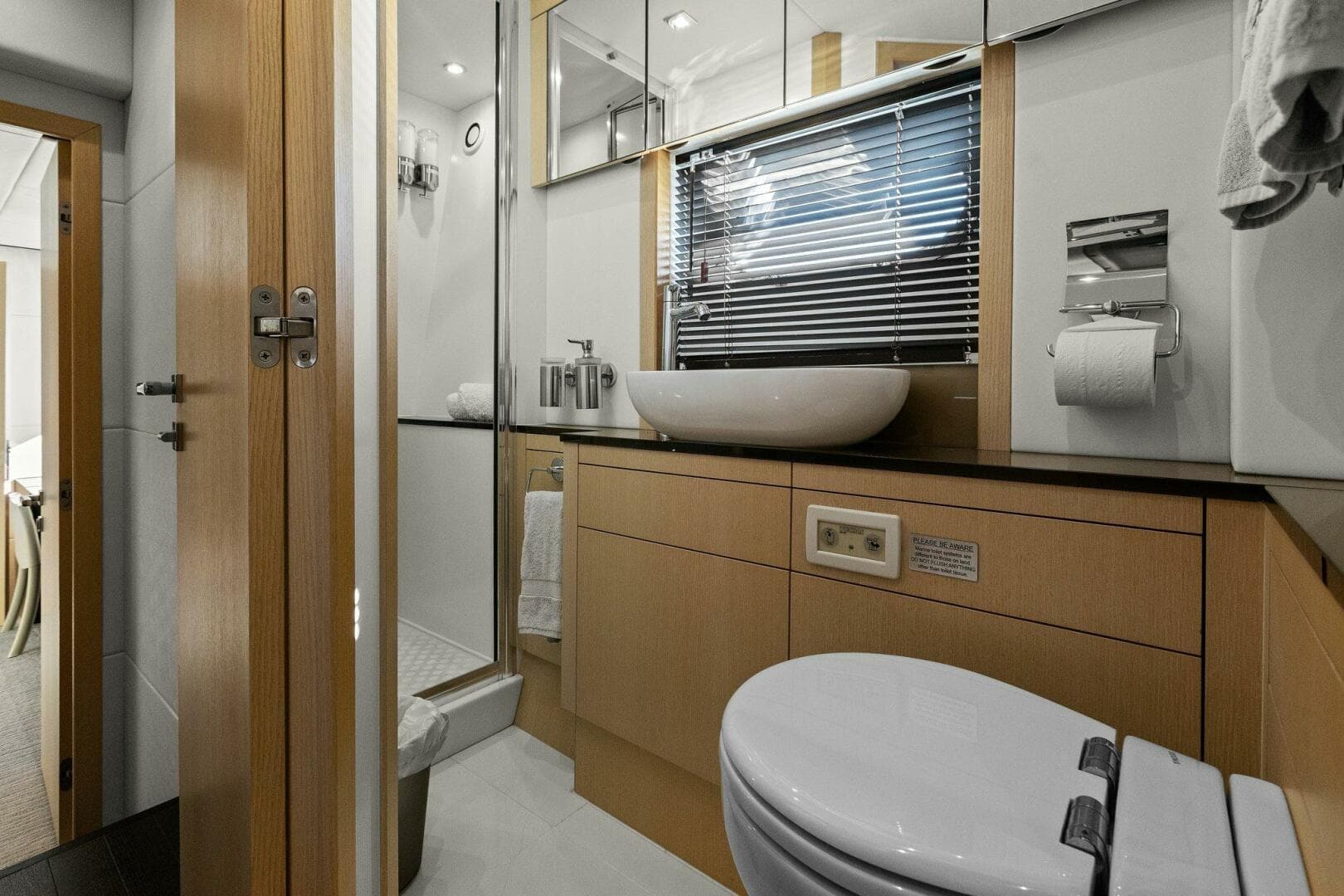 2013 Sunseeker 73 Manhattan — photo 121