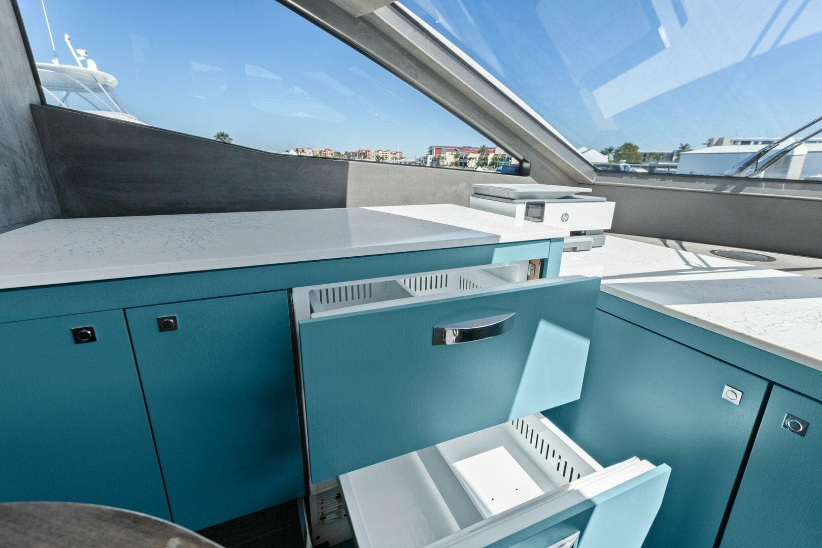 2013 Sunseeker 73 Manhattan — photo 67