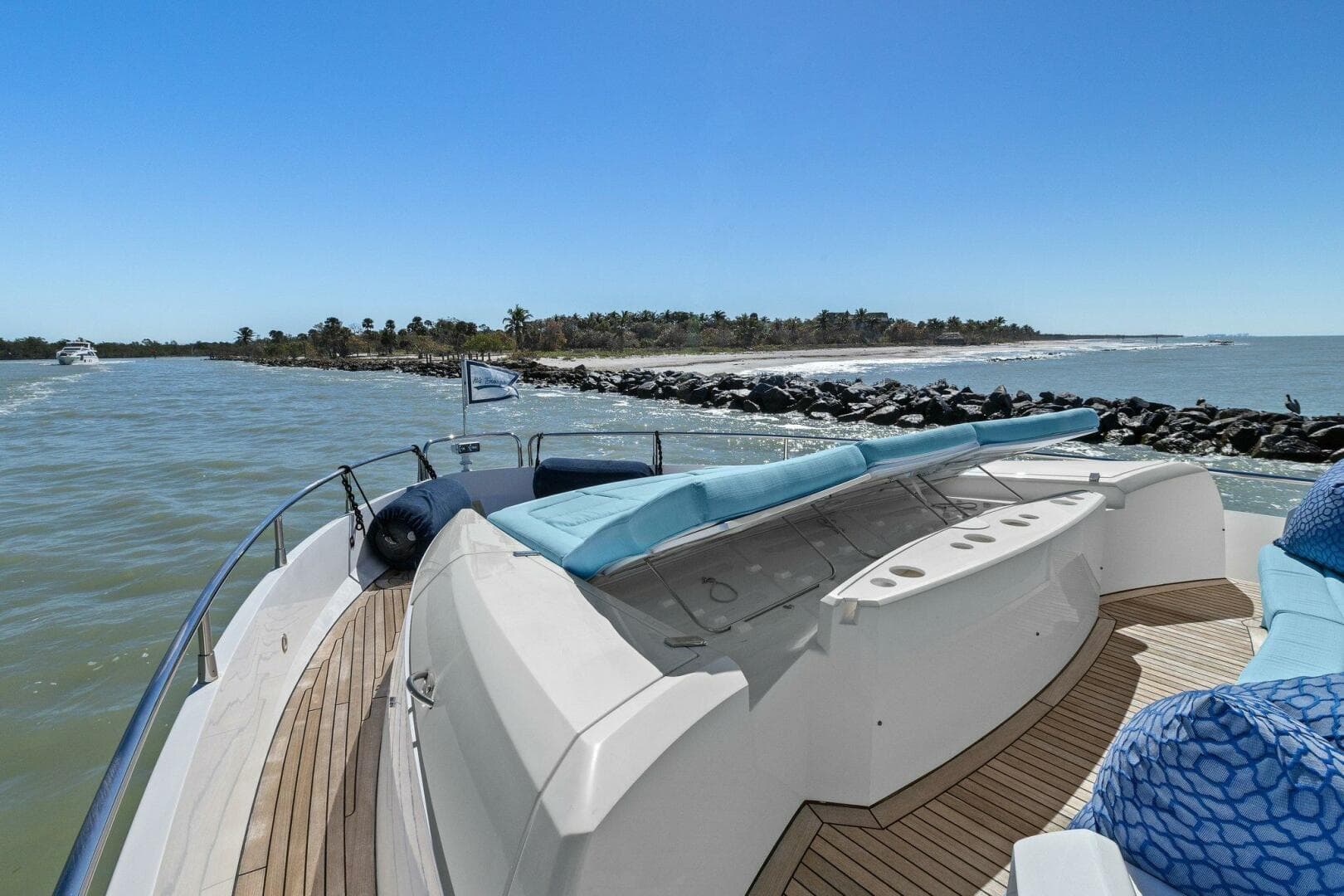 2013 Sunseeker 73 Manhattan — photo 26