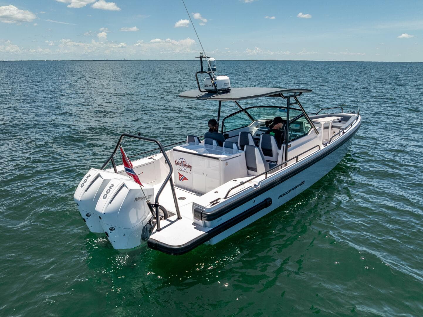 2022 Axopar 28 T-Top Brabus — photo 12