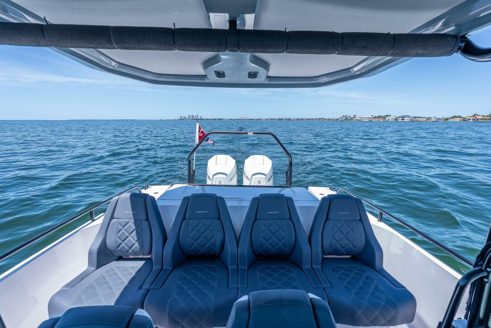 2022 Axopar 28 T-Top Brabus — photo 51