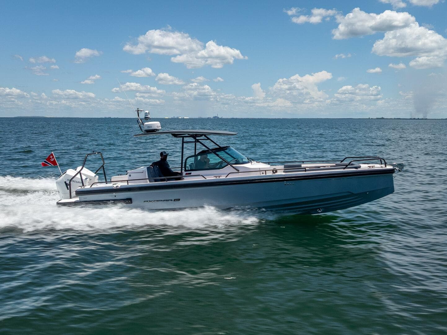 2022 Axopar 28 T-Top Brabus — photo 19