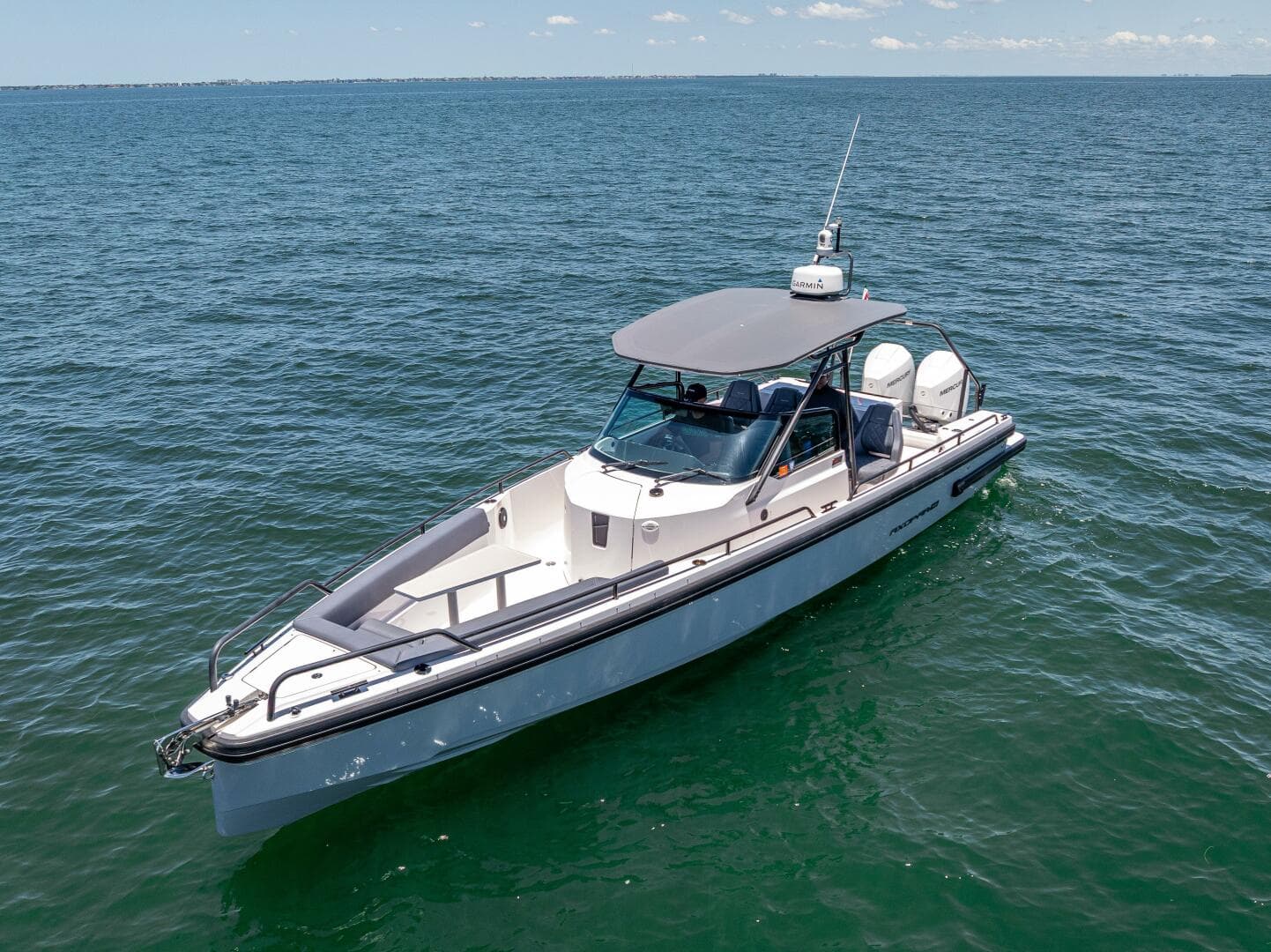 2022 Axopar 28 T-Top Brabus — photo 7