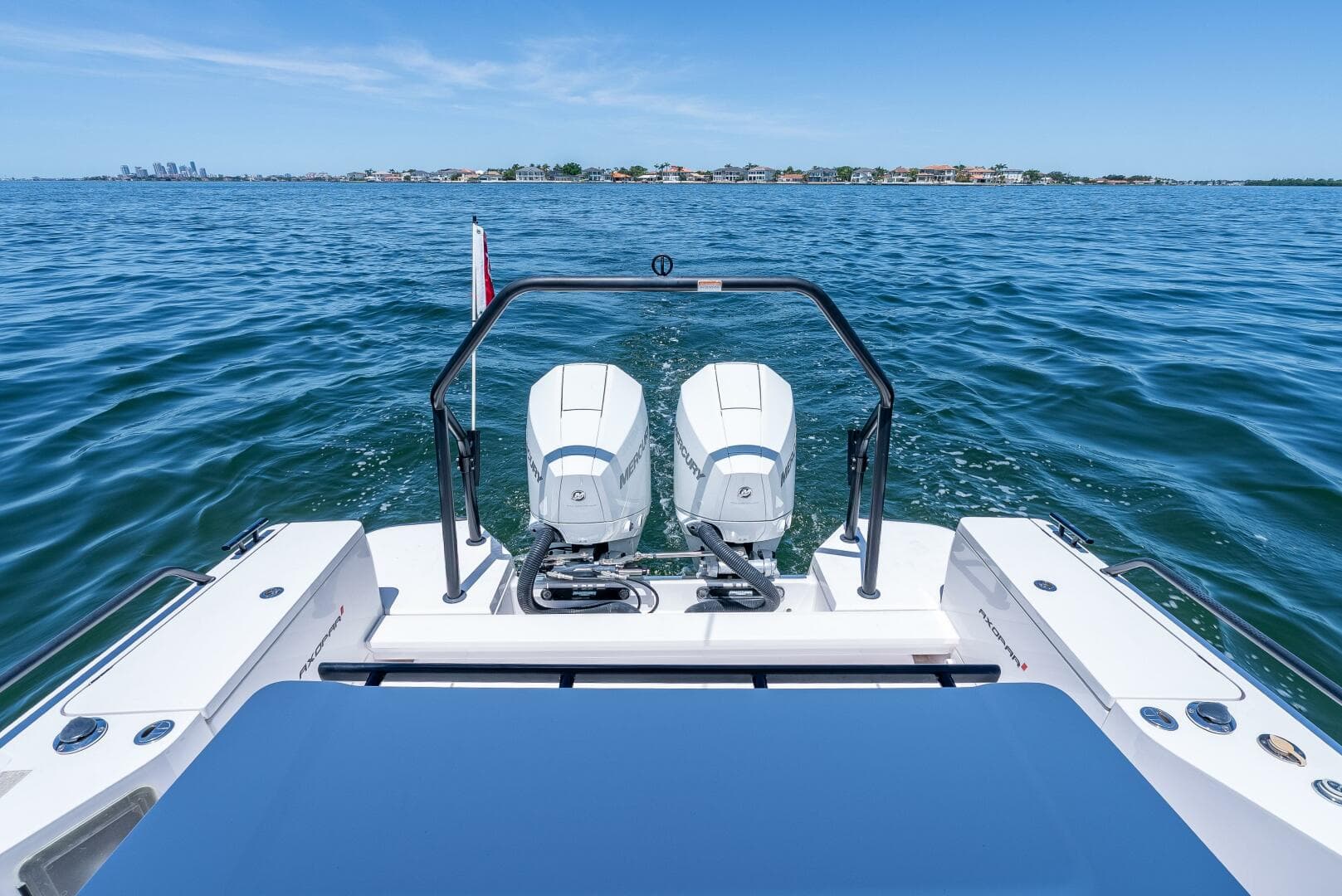 2022 Axopar 28 T-Top Brabus — photo 64