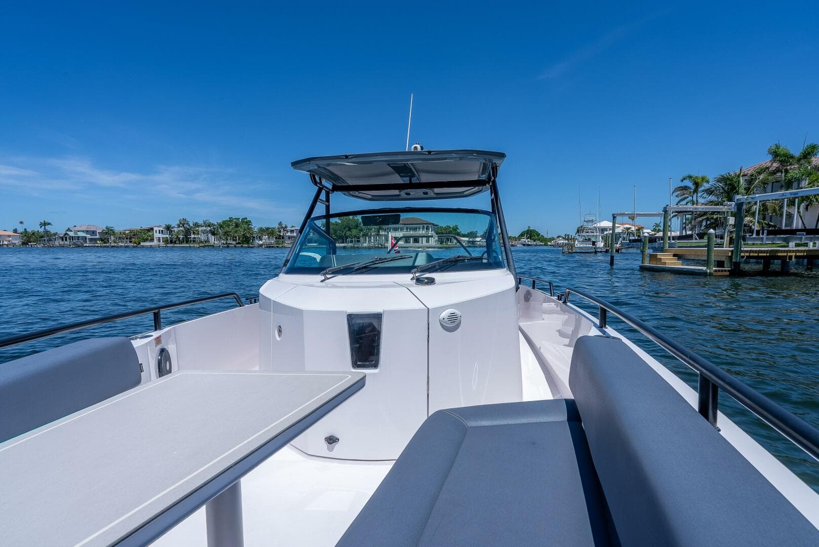 2022 Axopar 28 T-Top Brabus — photo 41