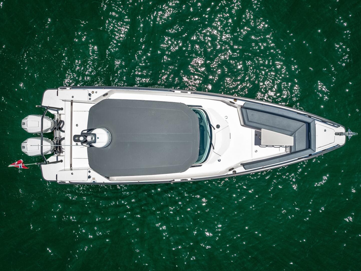 2022 Axopar 28 T-Top Brabus — photo 2