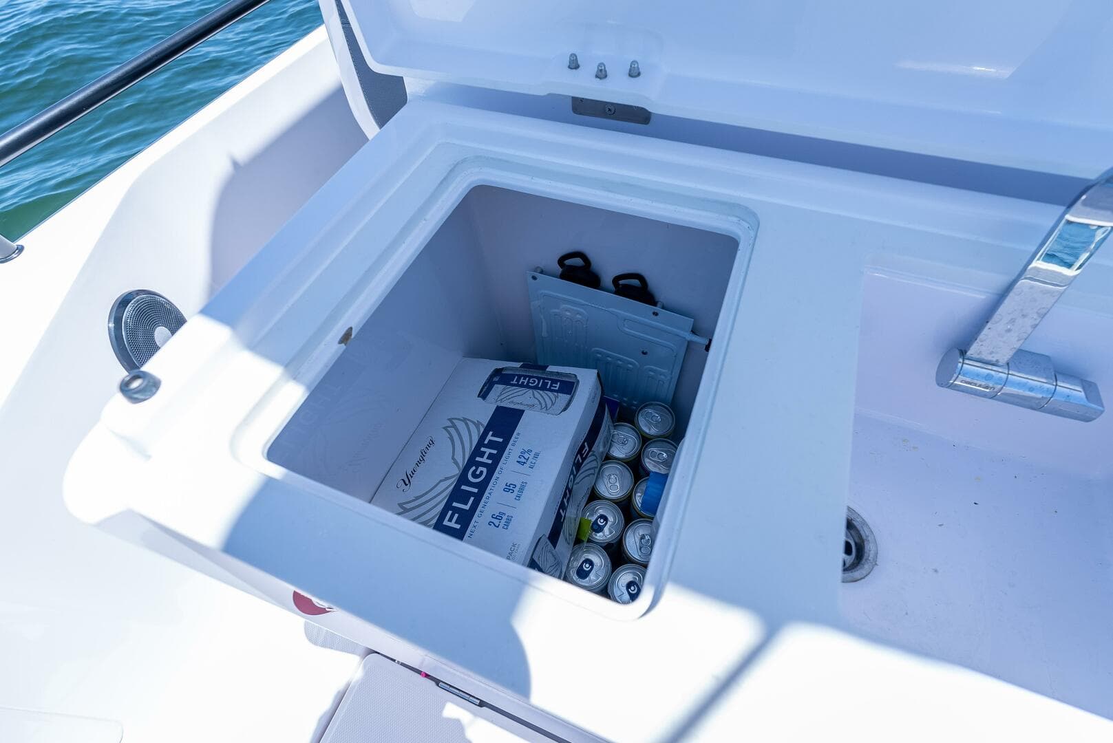 2022 Axopar 28 T-Top Brabus — photo 70