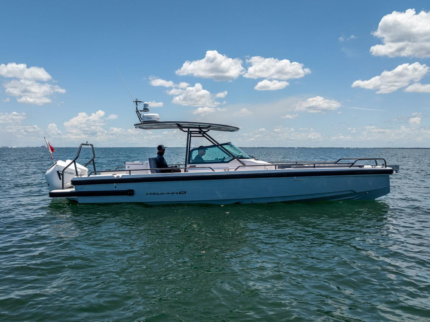 2022 Axopar 28 T-Top Brabus — photo 11